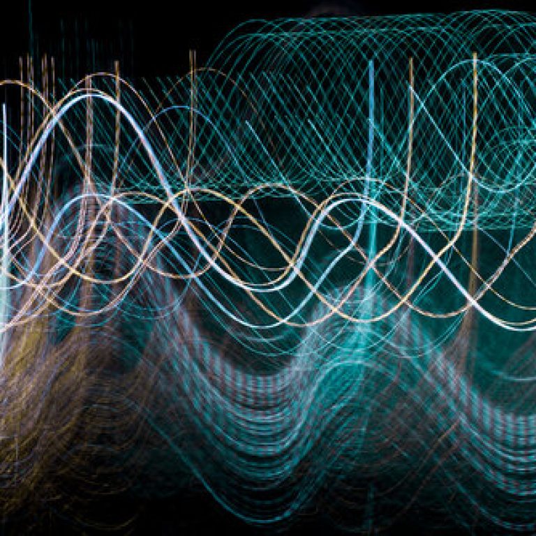 Πανεπιστημιακές Εργασίες για τα Ηλεκτρομαγνητικά Πεδία